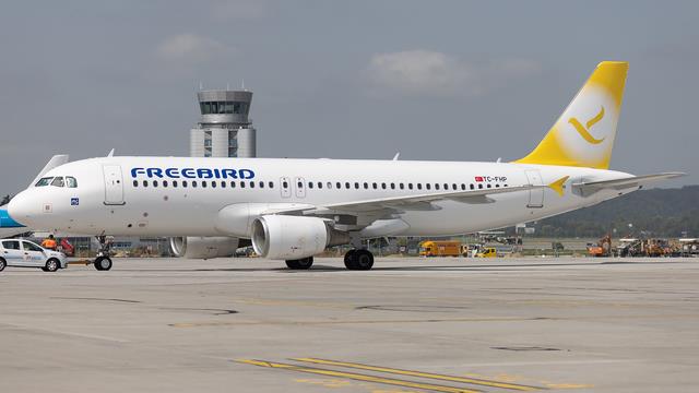 TC-FHP:Airbus A320-200:Freebird Airlines